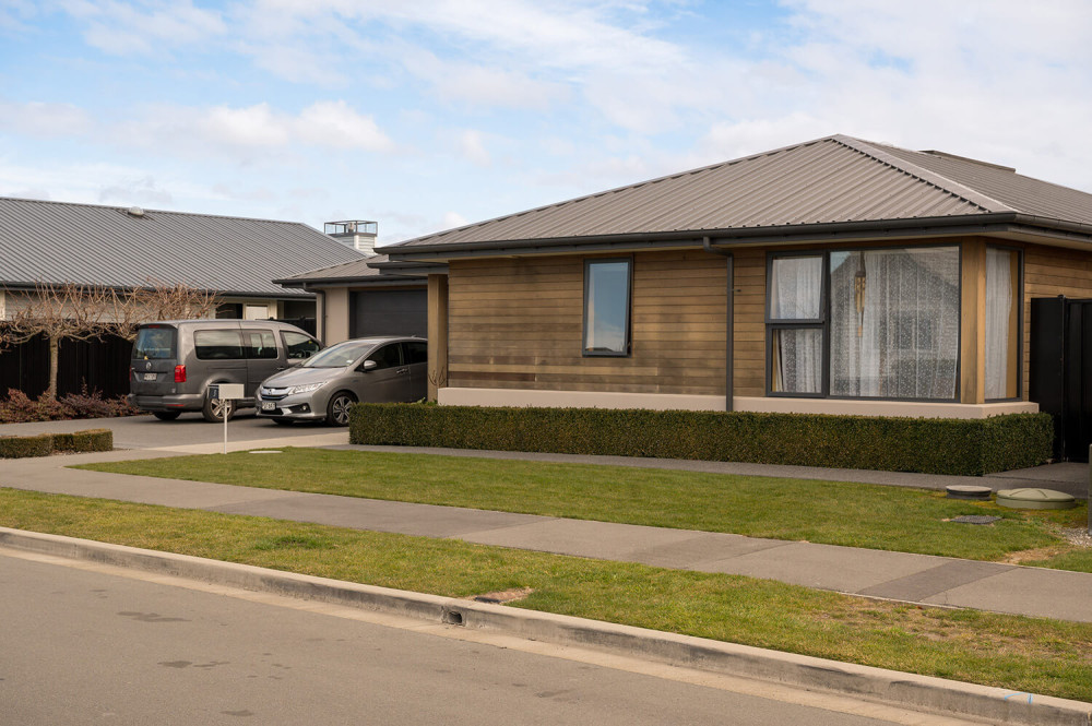 3 Ranginui